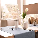 Fruehstueckshotel Otel 3*