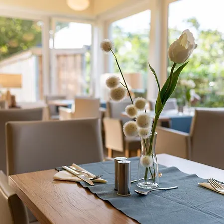 Fruehstueckshotel מלון בוסום