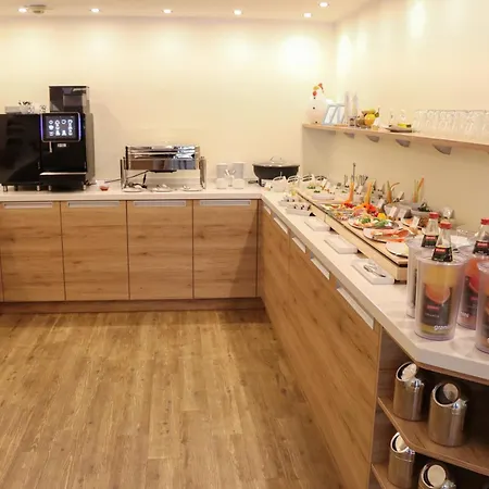 Fruehstueckshotel מלון