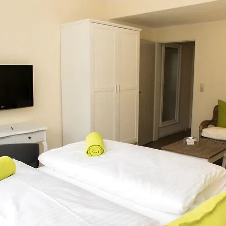 Fruehstueckshotel מלון 3*