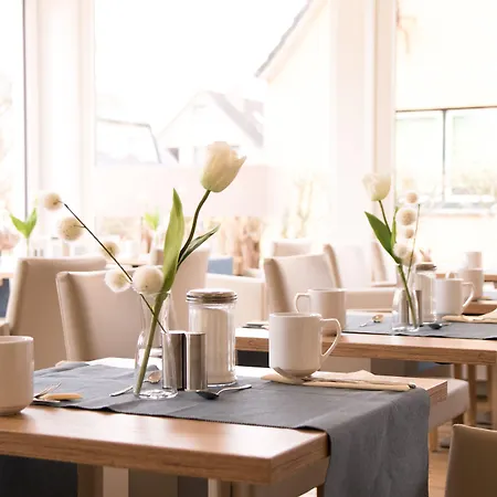 Fruehstueckshotel מלון בוסום